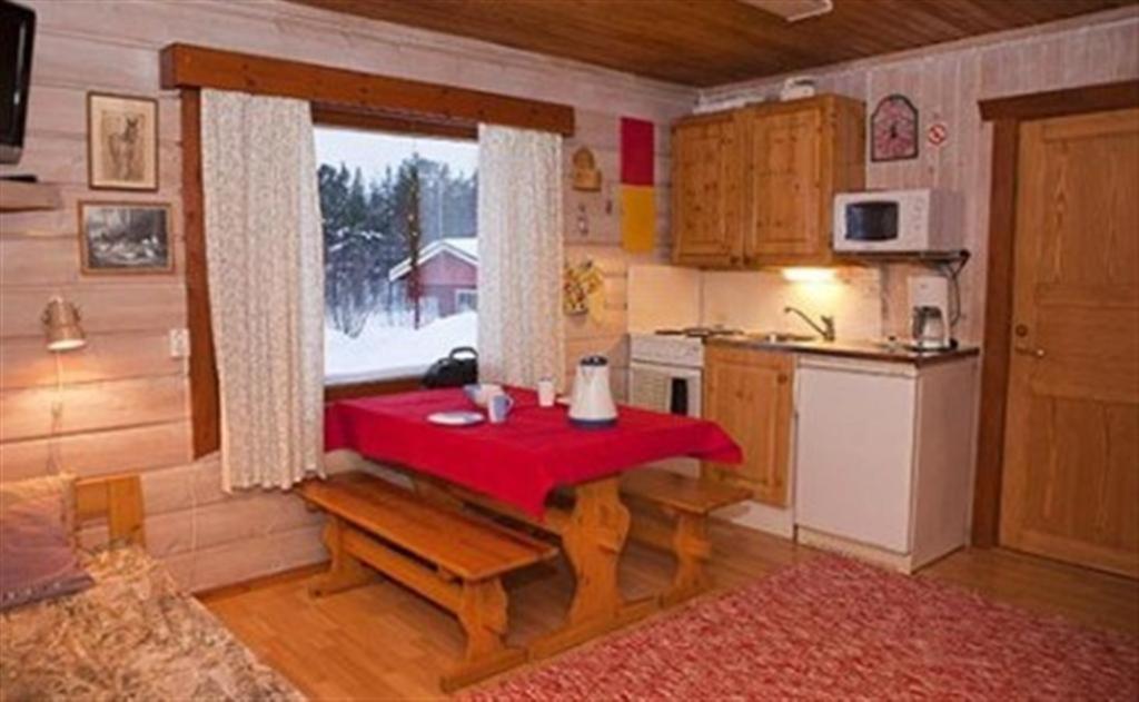 Saerkijaerven Majat Appartement Muonio Kamer foto